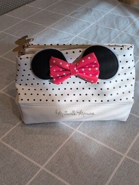 Disney Minnie Mouse White Black Polka Dot Cosmetic Bag with Pink Bow